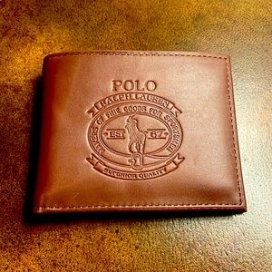 Brand new - vintage Polo Ralph Lauren wallet. Brown. Good quality.